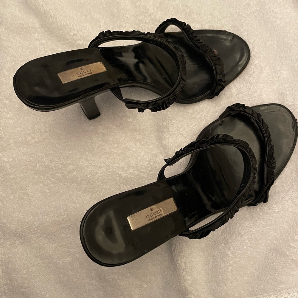 Gucci Women's Elegant Black Heels